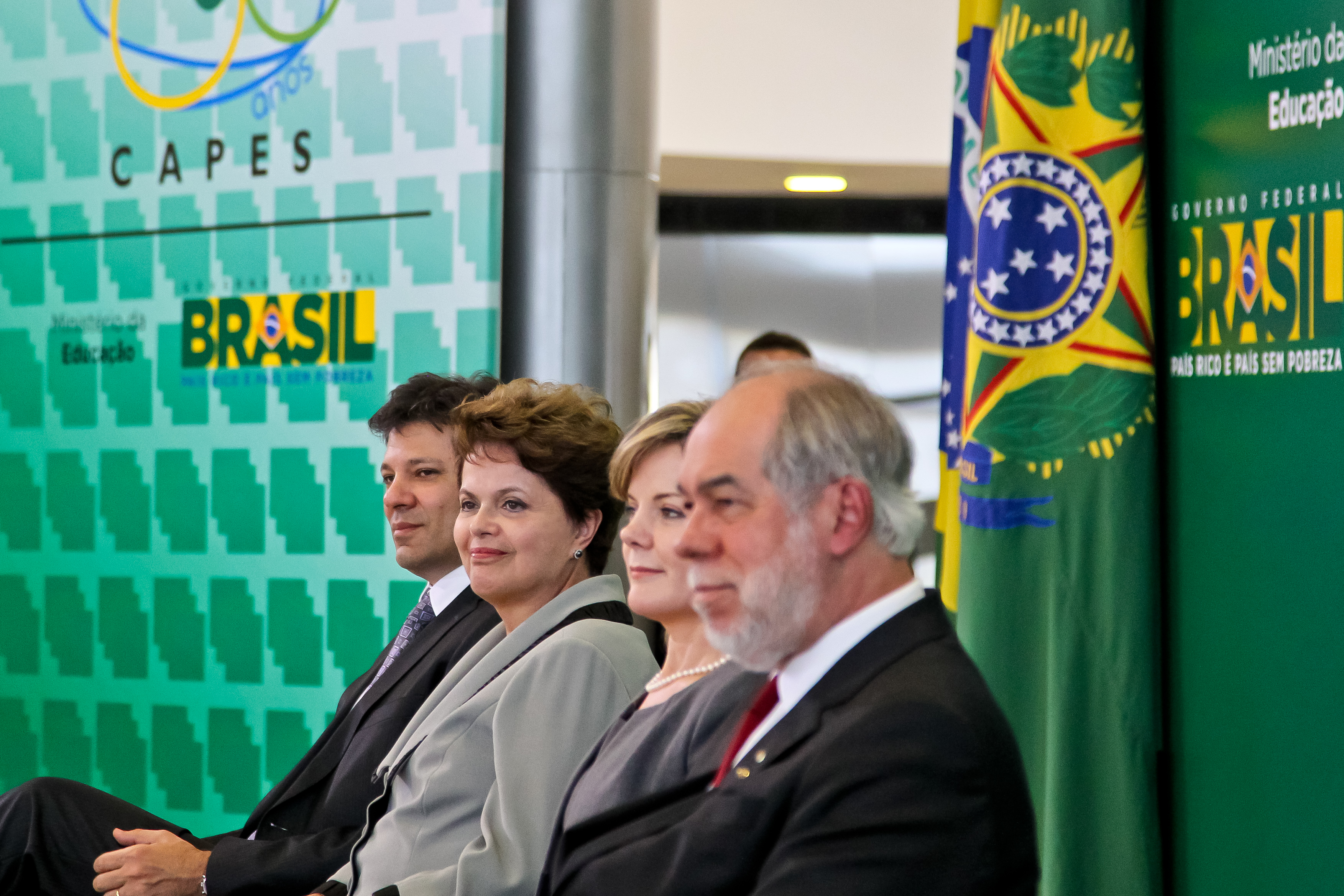 Presidenta Dilma Rousseff participa da cerimônia de entrega do Prêmio Anísio Teixeira