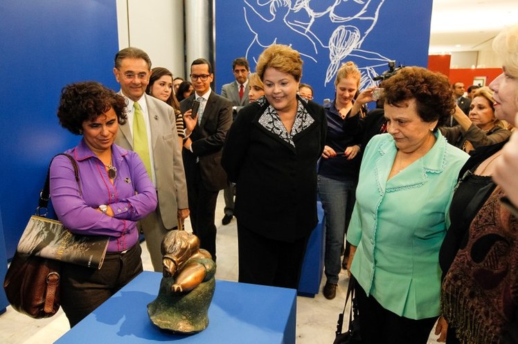 Abertura da exposição "Mulheres do Brasil", da artista plástica Eliana Kertész - 03