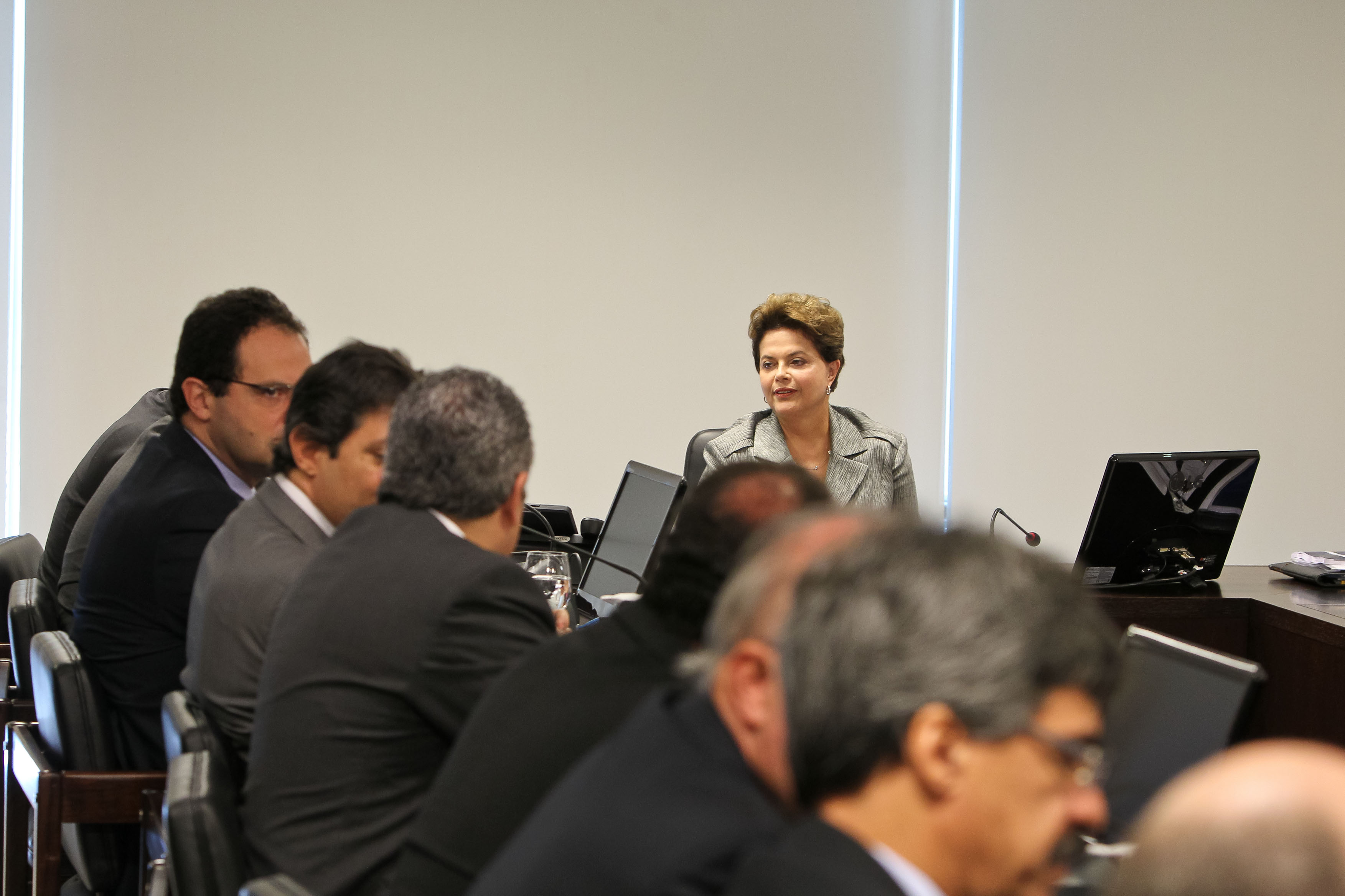 Presidenta Dilma Rousseff durante abertura da primeira reunião do Fórum de Infraestrutura 5