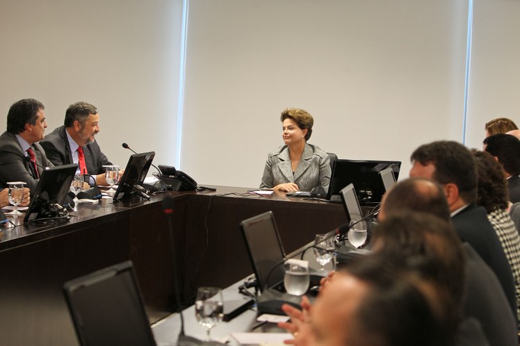 Presidenta Dilma Rousseff durante abertura da primeira reunião do Fórum de Infraestrutura 3