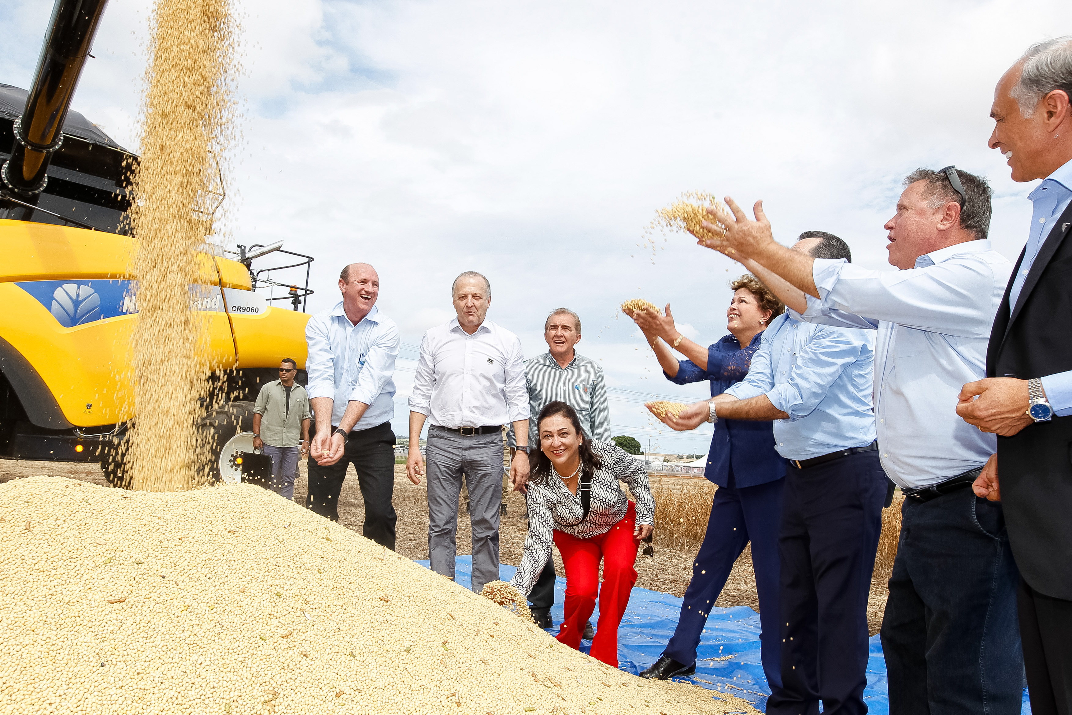 Abertura oficial da colheita da safra brasileira de grãos 2013/2014 e início do plantio da 2ª safra - 04