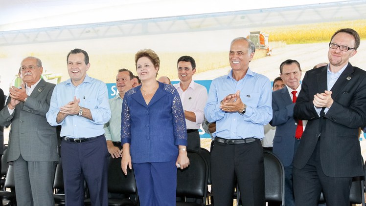 Abertura oficial da colheita da safra brasileira de grãos 2013/2014 e início do plantio da 2ª safra - 06