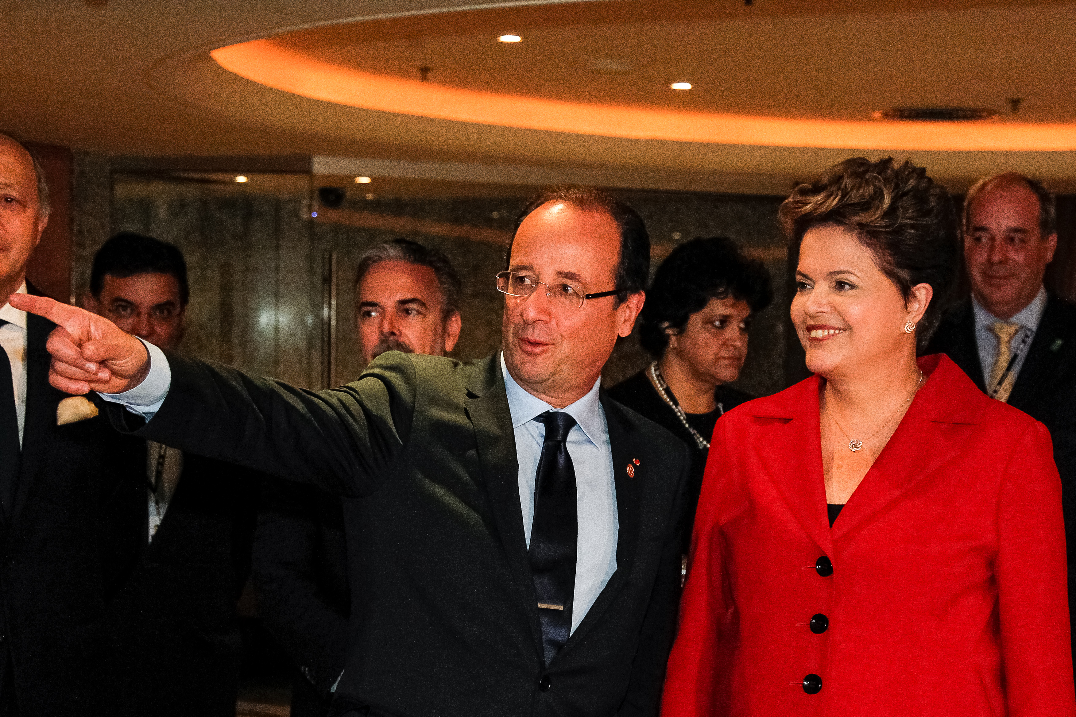 Encontro com o Presidente da República Francesa, François Hollande - 03