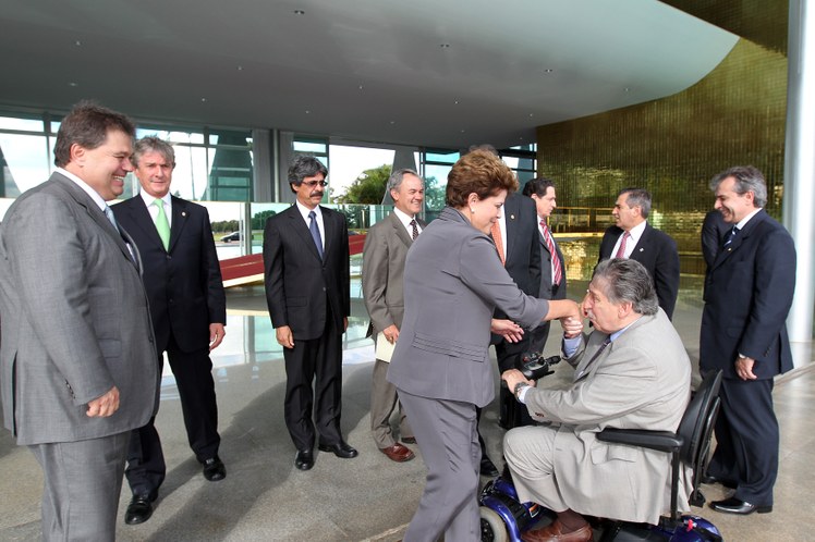 Presidenta Dilma participa de almoço com senadores do PTB no Palácio da Alvorada 2