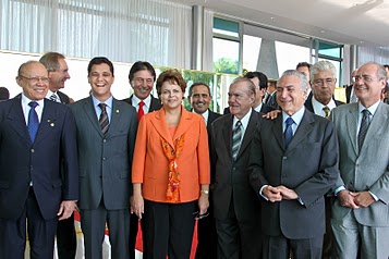 Dilma Rousseff e Michel Temer almoçam com senadores do PMDB 3