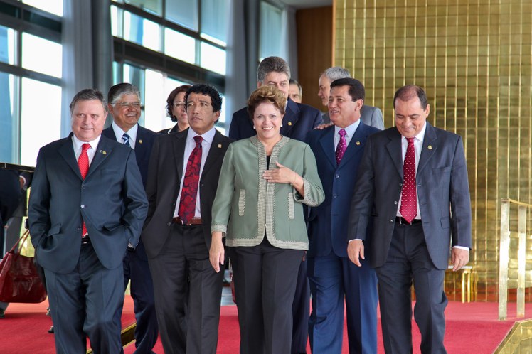 Dilma com senadores do Partido da República após almoço no Palácio da Alvorada 4