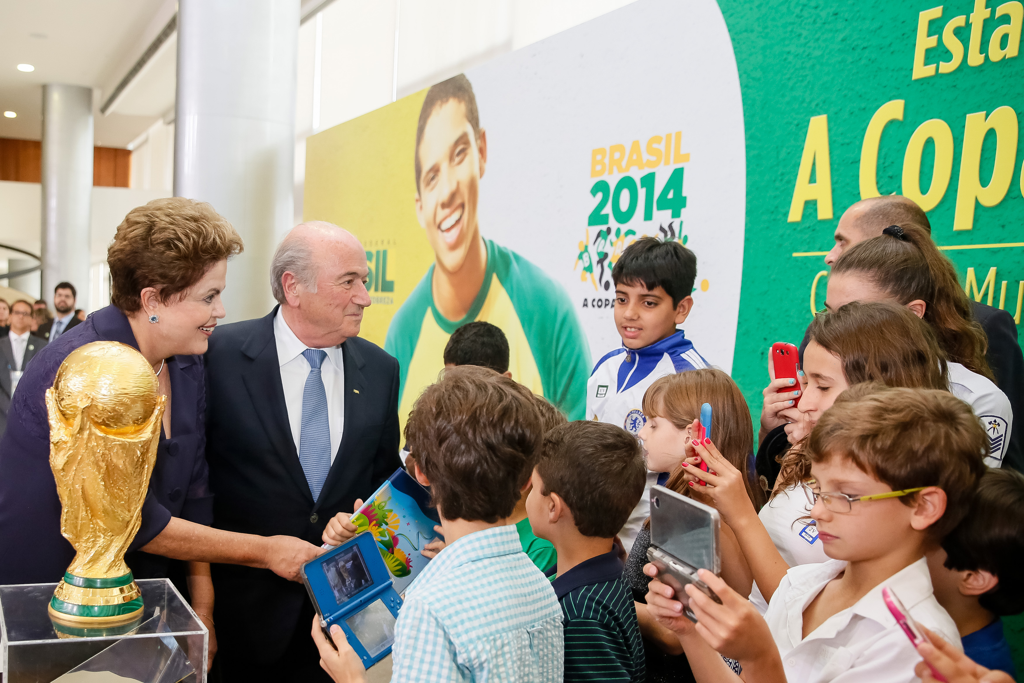Apresentação oficial da Taça da Copa do Mundo pela FIFA - 011