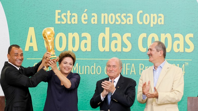 Apresentação oficial da Taça da Copa do Mundo pela FIFA - 03