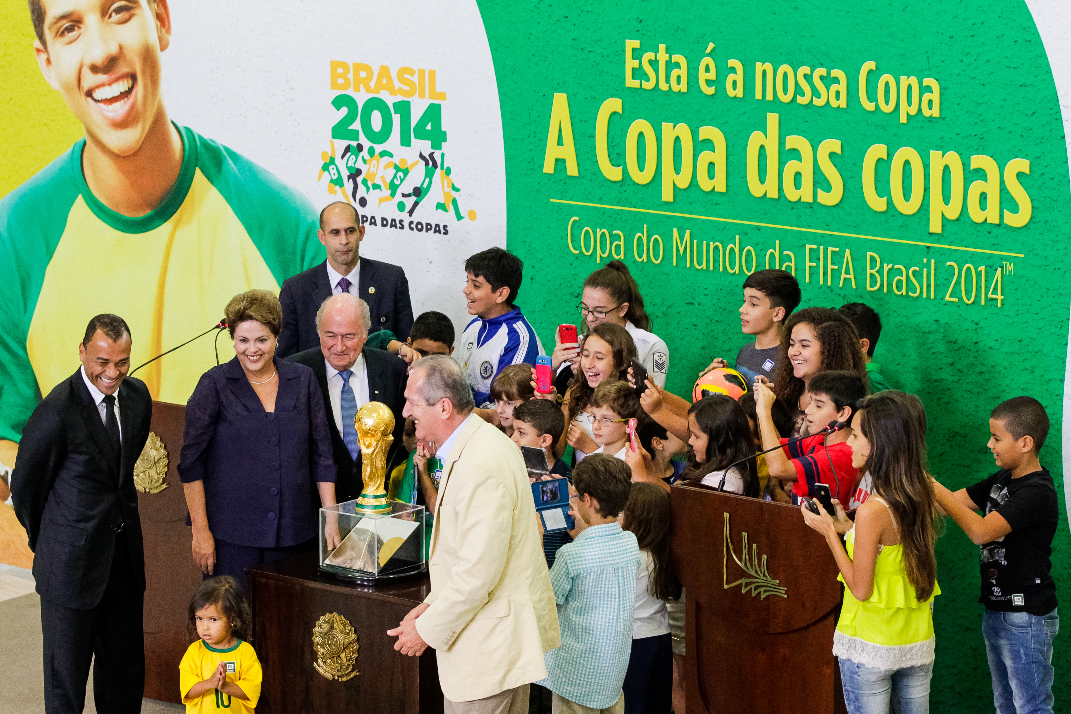 Apresentação oficial da Taça da Copa do Mundo pela FIFA - 06