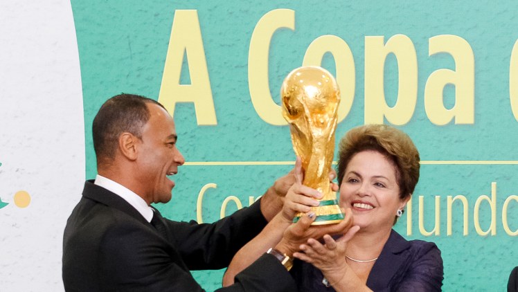 Apresentação oficial da Taça da Copa do Mundo pela FIFA - 01