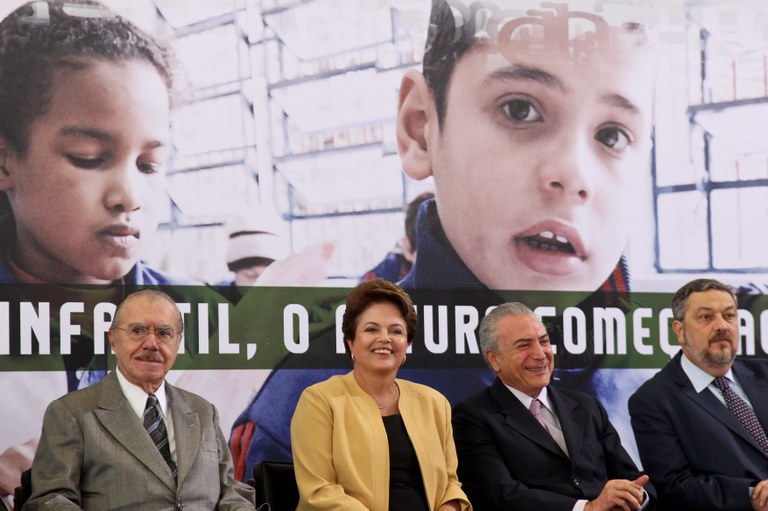 Presidenta Dilma Rousseff, Michel Temer, José Sarney e Antonio Palocci 1 Presidenta Dilma Rousseff, Michel Temer, José Sarney e Antonio Palocci 1