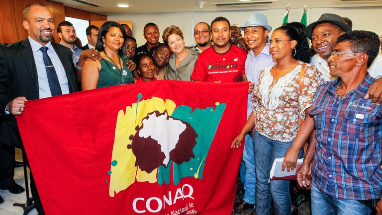 Assinatura de Decretos de Desapropriação e Imissão de posse para as Comunidades Quilombolas - 02