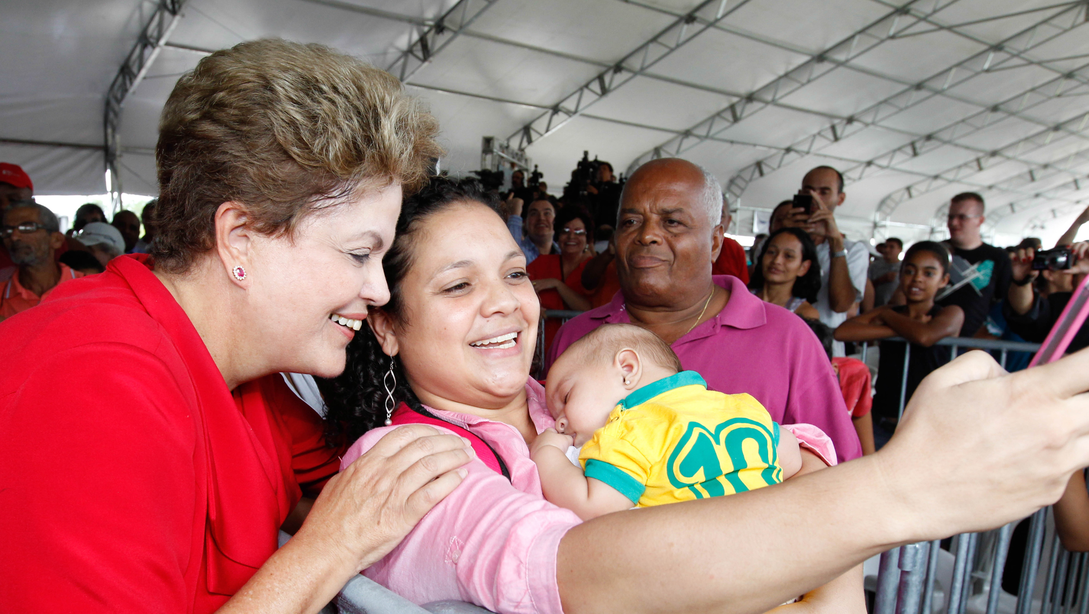 Assinatura de ordem de serviço para início da construção de 1.461 unidades habitacionais, do total de 1.700, do Residencial Pinheirinho dos Palmares I e II