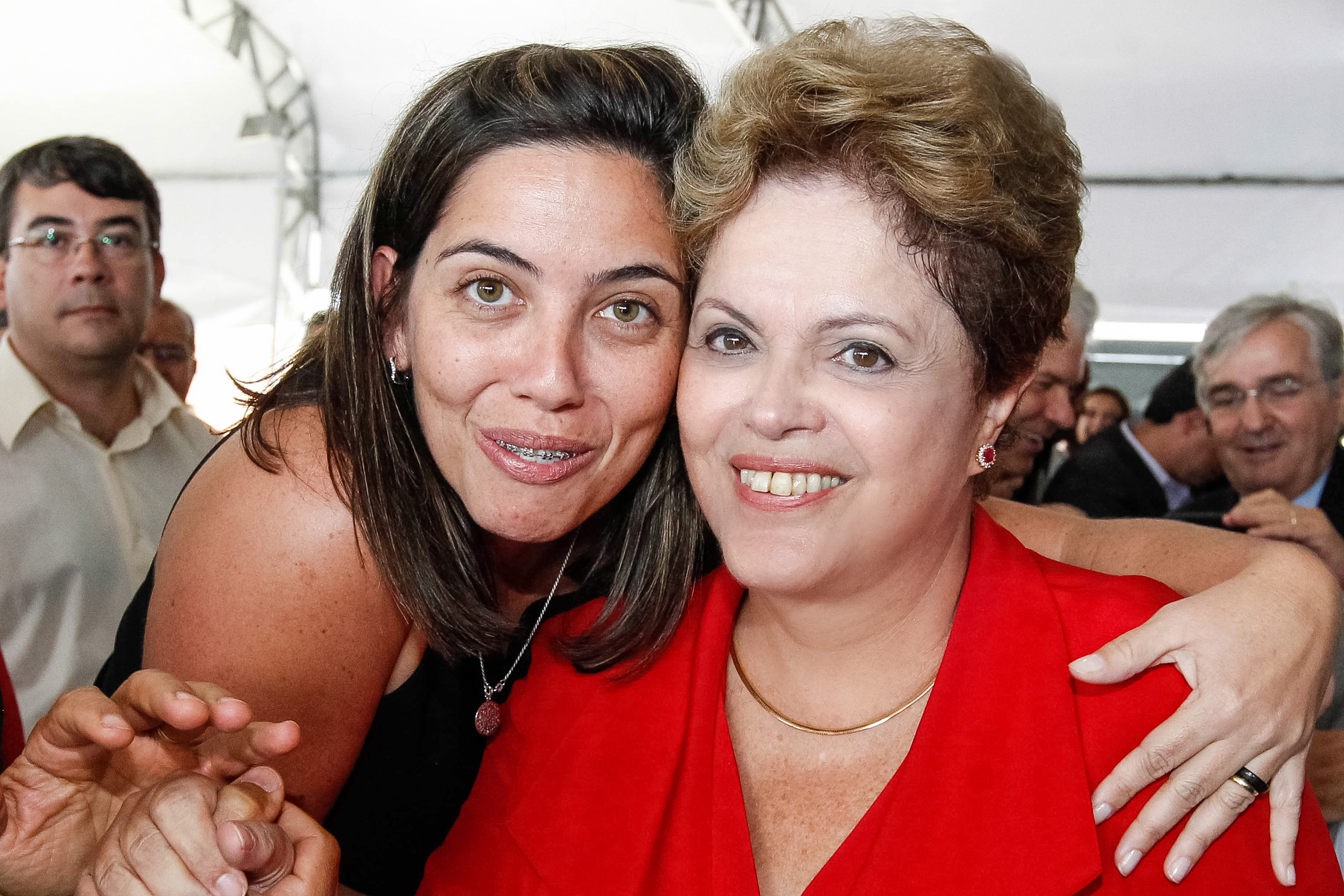 ASSINATURA DE ORDEM DE SERVIÇO PARA INÍCIO DA CONSTRUÇÃO DE 1.461 UNIDADES HABITACIONAIS, DO TOTAL DE 1.700, DO RESIDENCIAL PINHEIRINHO DOS PALMARES I E II