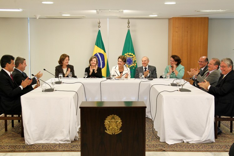 Assinatura de termo de entendimento para ampliação de crédito fiscal dos estados de AL, MA, MG, PR, RJ, RS e SP - 20