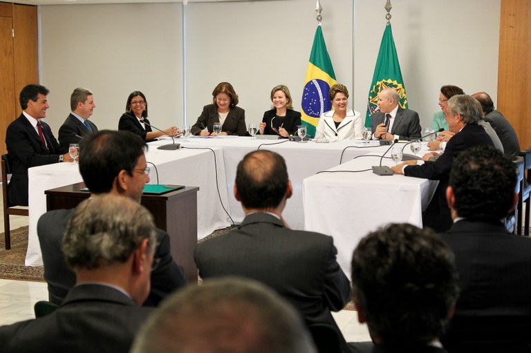 Assinatura de termo de entendimento para ampliação de crédito fiscal dos estados de AL, MA, MG, PR, RJ, RS e SP - 6