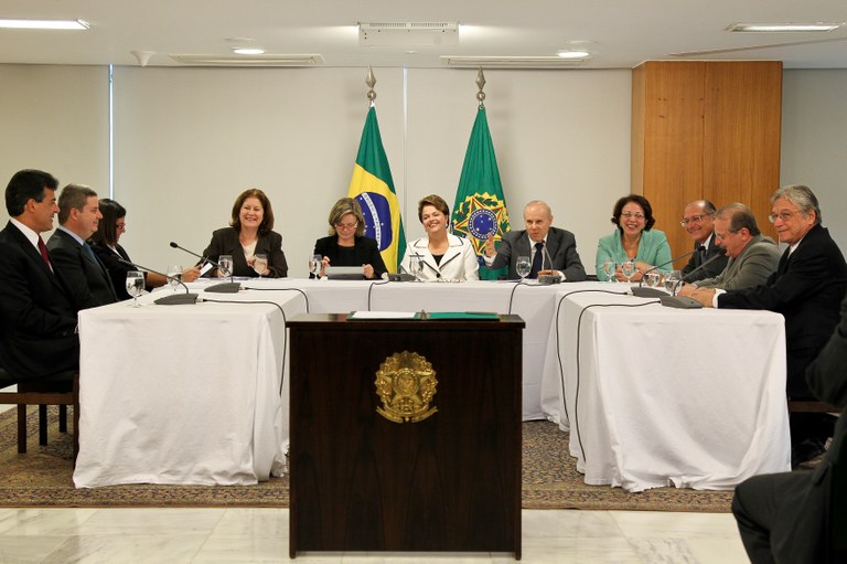 Assinatura de termo de entendimento para ampliação de crédito fiscal dos estados de AL, MA, MG, PR, RJ, RS e SP - 7