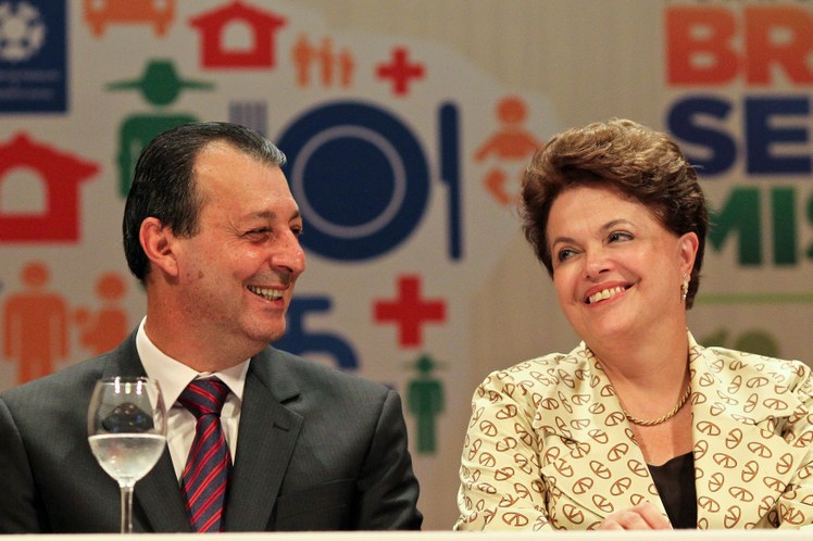 Cerimônia de Assinatura do termo de pactuação do Plano Brasil sem Miséria com os Governadores do Norte - 6