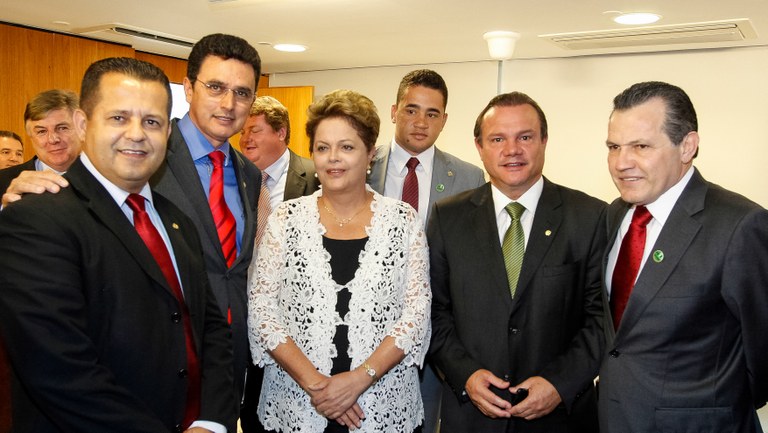 Assinatura dos contratos de concessão das rodovias BR 163-MT, BR 163-MS e BR 040-DF, GO e MG - 03