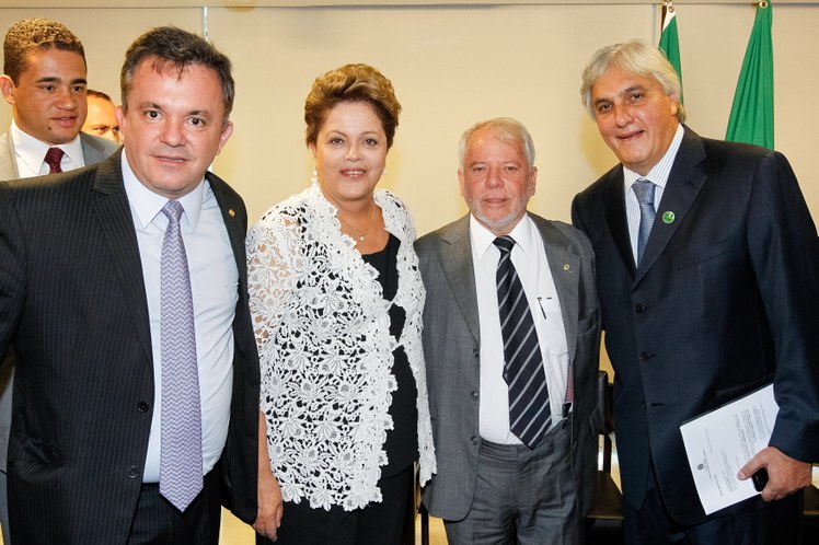 Assinatura dos contratos de concessão das rodovias BR 163-MT, BR 163-MS e BR 040-DF, GO e MG - 07