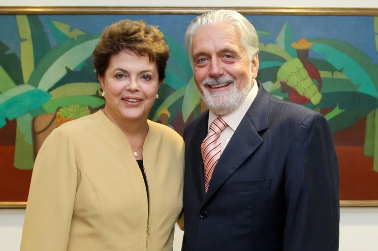 Dilma e o governador da Bahia, Jaques Wagner, durante audiência no Palácio do Planalto