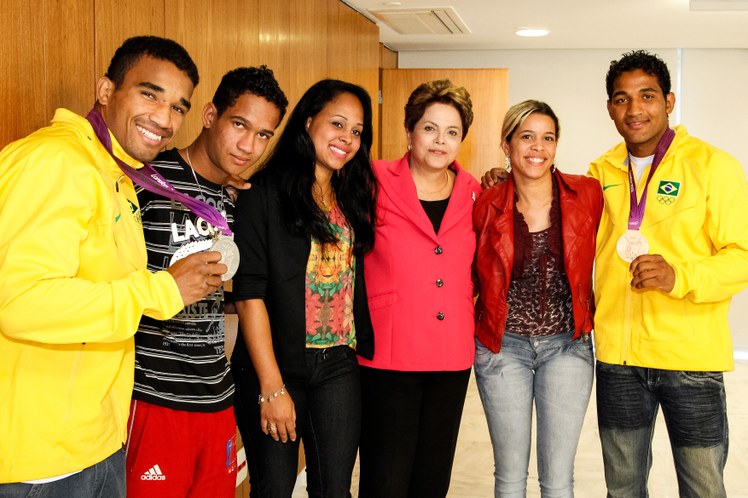 Bandeira Olímpica - 07