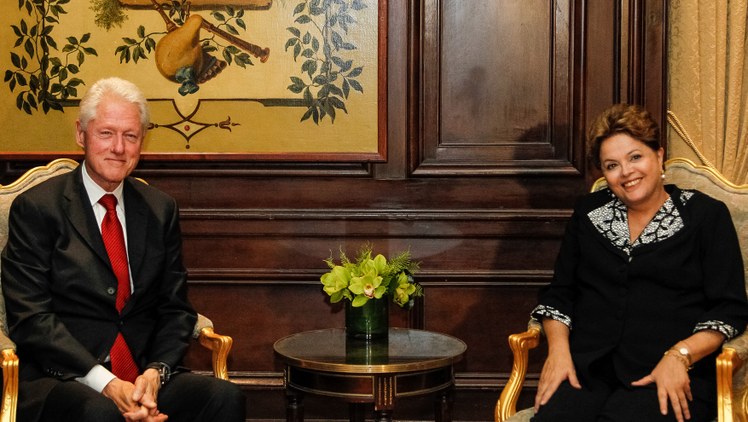 Bill Clinton, Ex-Presidente dos Estados Unidos da América - 01