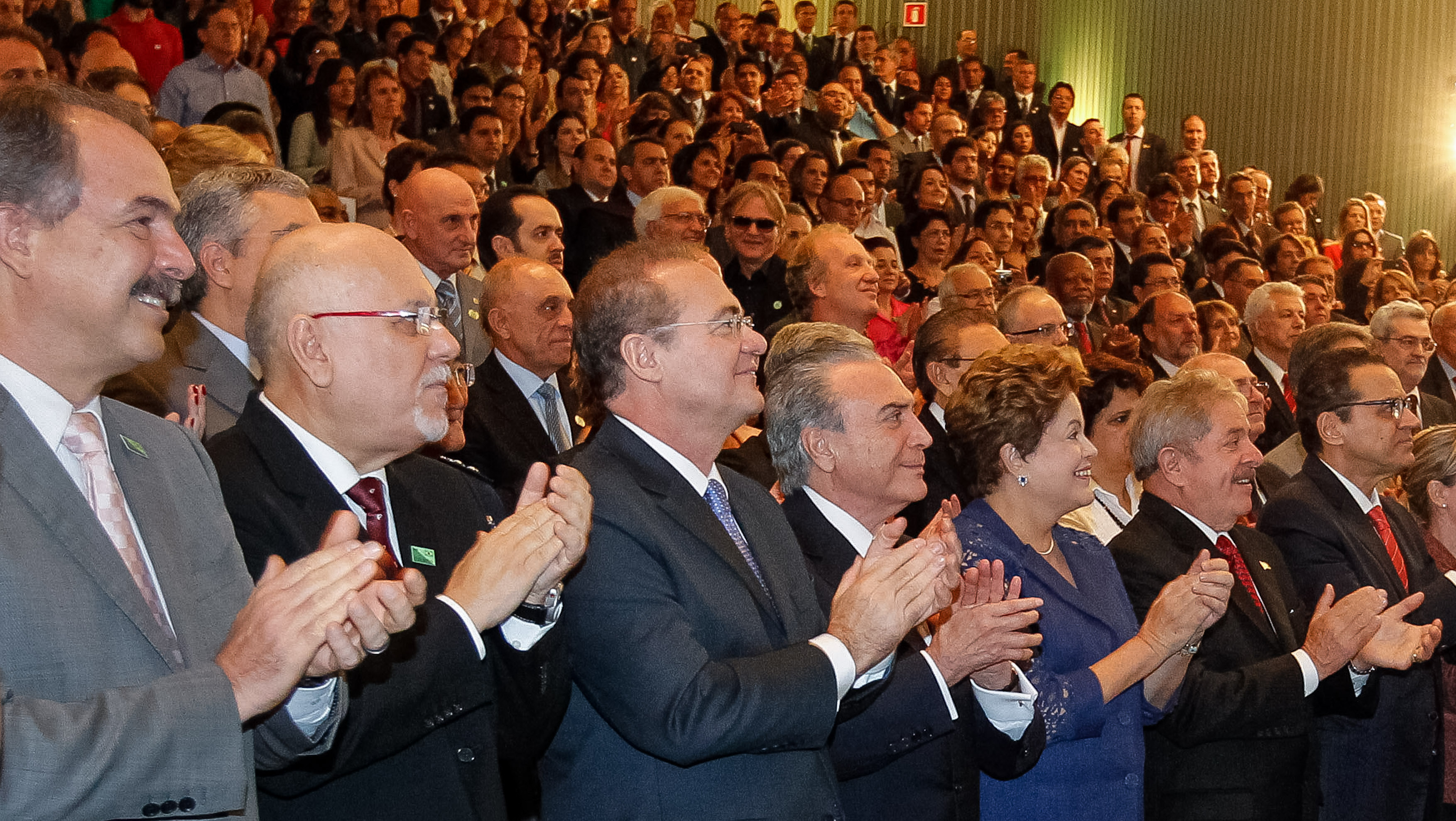 Celebração dos 10 anos do Programa Bolsa Família - 01
