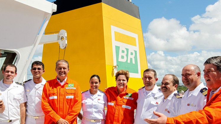 Cerimônia alusiva à primeira viagem do navio petroleiro "Zumbi dos Palmares" - 11