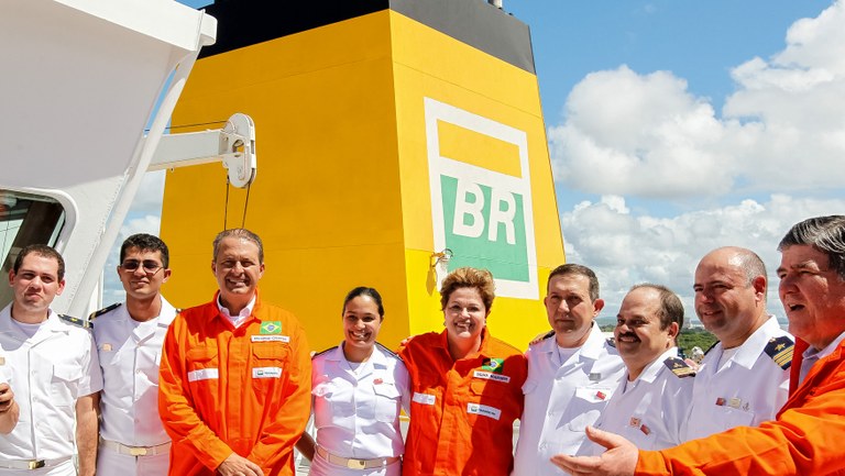 Cerimônia alusiva à primeira viagem do navio petroleiro "Zumbi dos Palmares" - 11