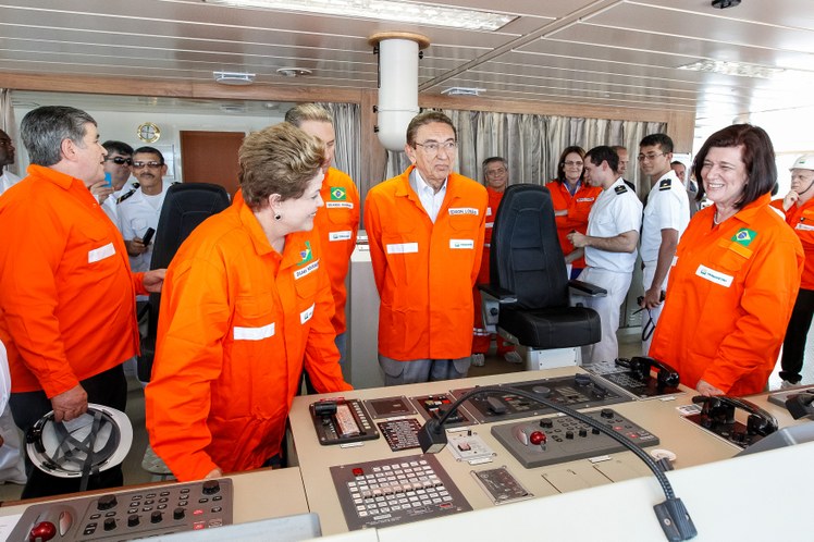 Cerimônia alusiva à primeira viagem do navio petroleiro "Zumbi dos Palmares" - 06