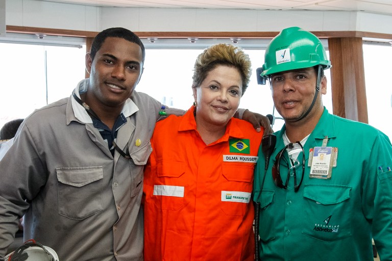 Cerimônia alusiva à primeira viagem do navio petroleiro "Zumbi dos Palmares" - 07
