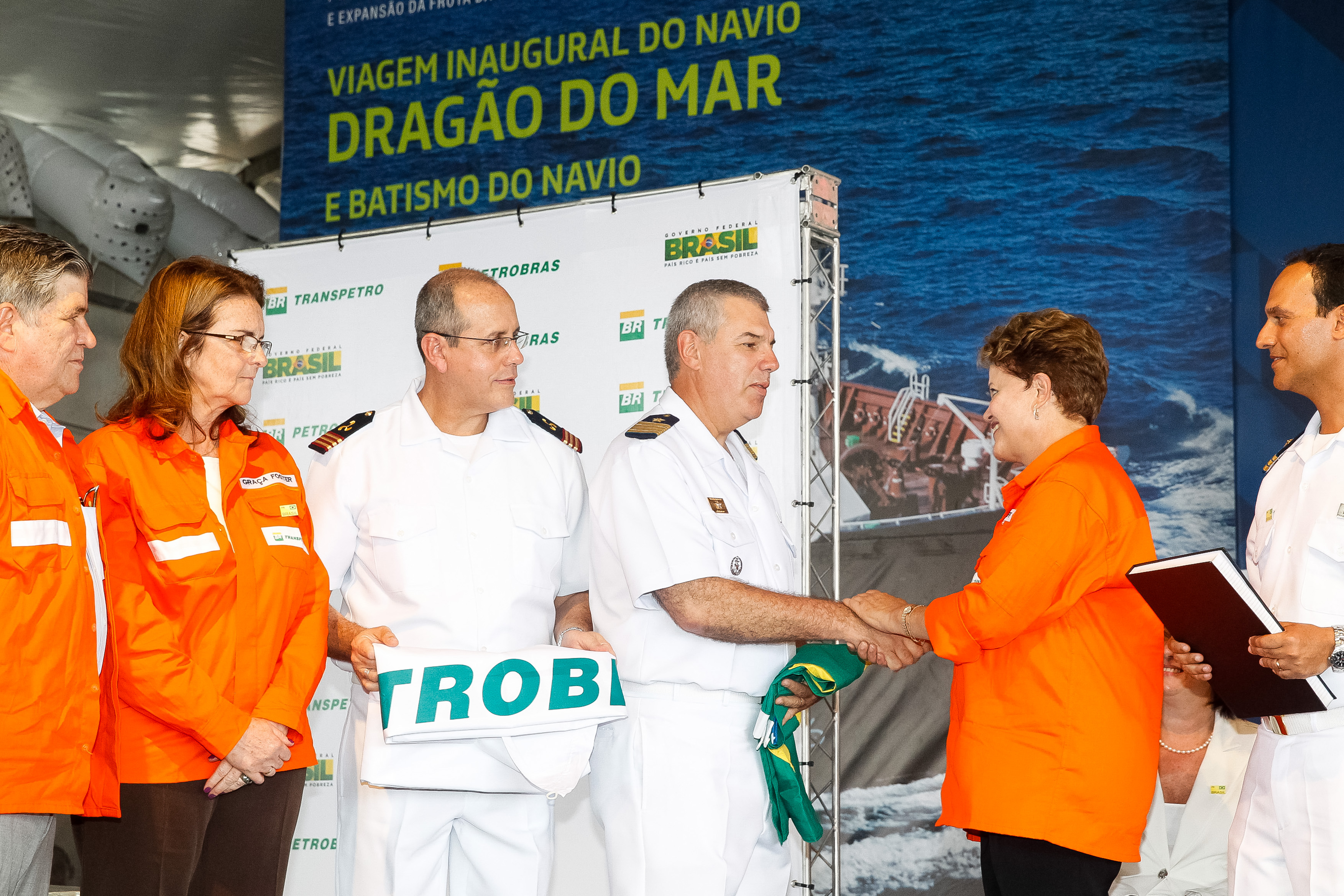 Cerimônia alusiva à viagem inaugural do navio Dragão do Mar e batismo do navio Henrique Dias no Estaleiro Atlântico Sul - 08