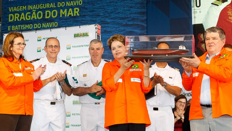 Cerimônia alusiva à viagem inaugural do navio Dragão do Mar e batismo do navio Henrique Dias no Estaleiro Atlântico Sul - 09
