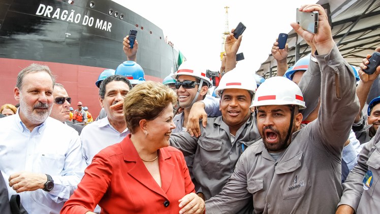 Cerimônia alusiva à viagem inaugural do navio Dragão do Mar e batismo do navio Henrique Dias no Estaleiro Atlântico Sul - 01