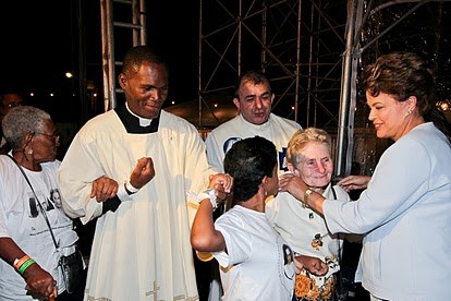 Presidenta cumprimenta dona Iraci 1