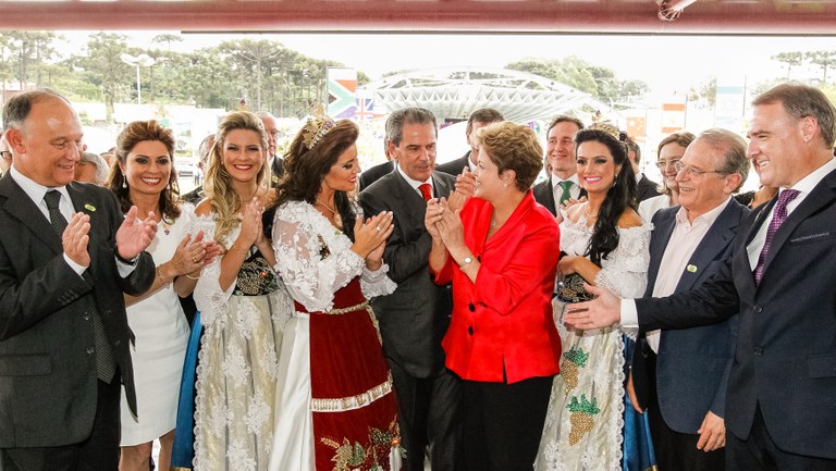 Cerimônia de abertura da 30ª Festa da Uva 2014 - 05