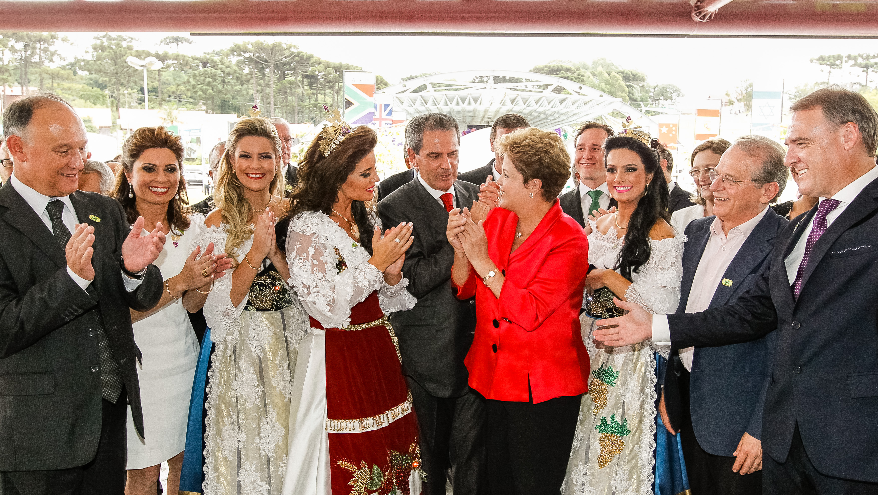 Cerimônia de abertura da 30ª Festa da Uva 2014 - 05