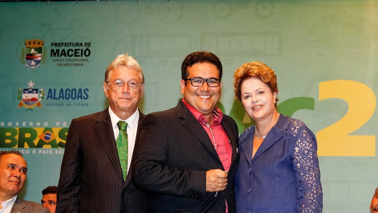 Cerimônia de anúncio de investimentos do PAC 2 Mobilidade Urbana - Maceió - 07