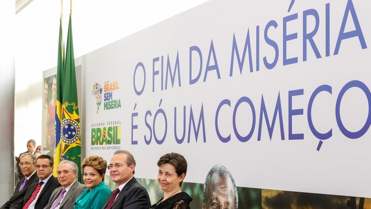 Cerimônia de anúncio de medidas do Plano Brasil Sem Miséria - 03
