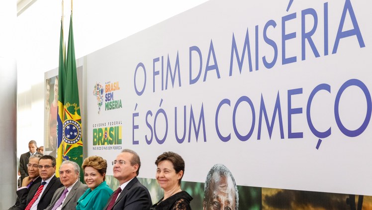 Cerimônia de anúncio de medidas do Plano Brasil Sem Miséria - 04