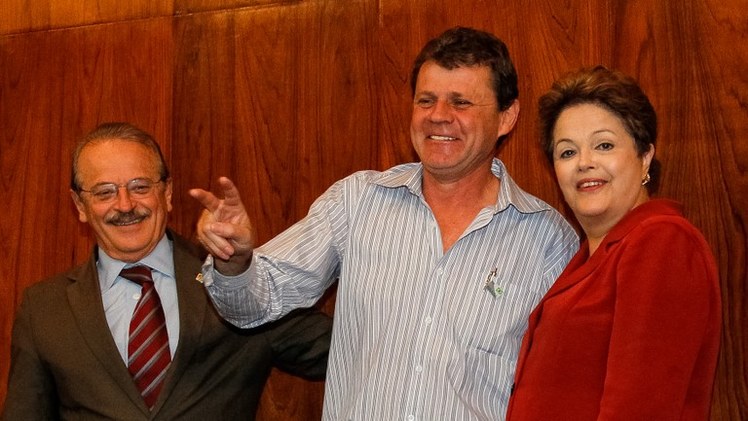 Foto: Roberto Stuckert Filho/PR Cerimônia de anúncio do PAC Mobilidade e de entrega de 57 Máquinas Motoniveladoras