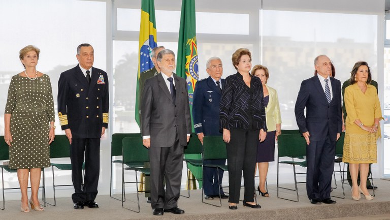 Apresentação Oficiais Generais - 04