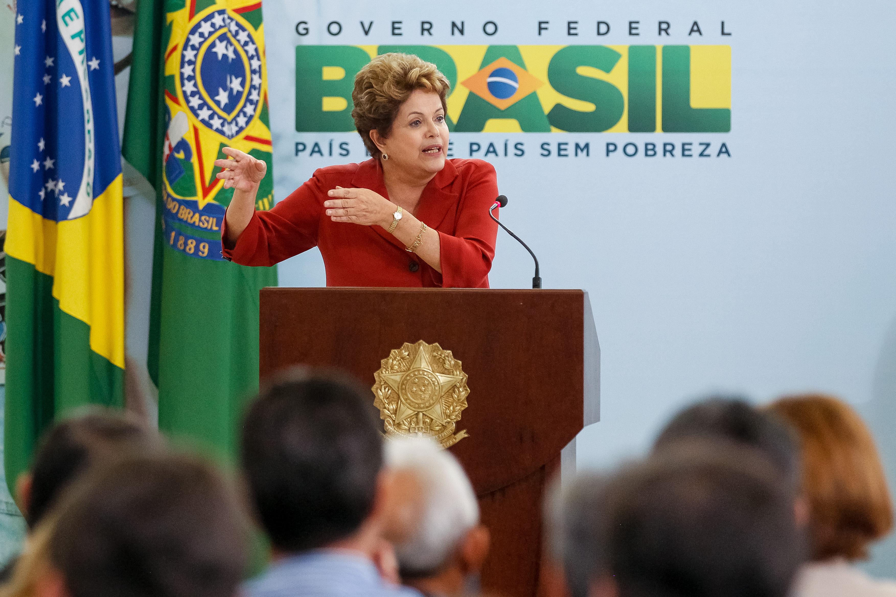 Cerimônia de assinatura de termos de compromisso do Programa Água para Todos com municípios do semiárido brasileiro - 06