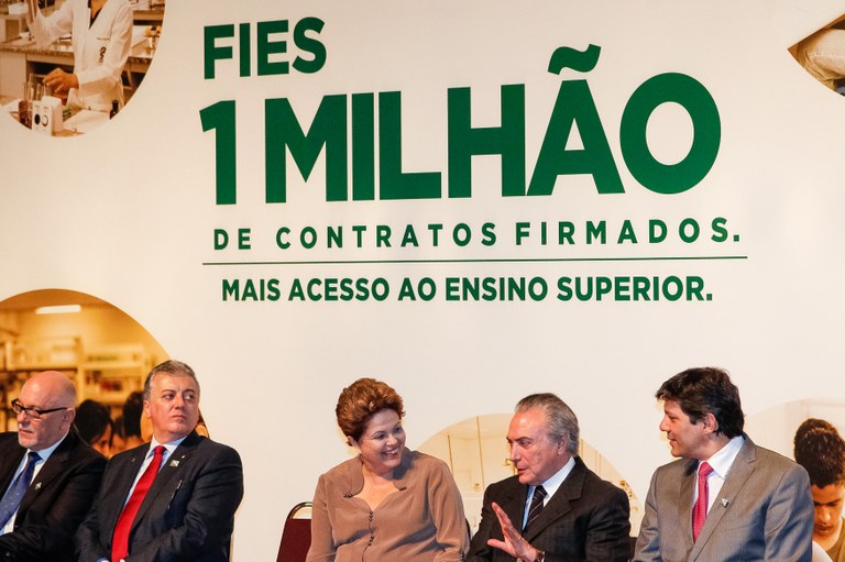 Cerimônia de celebração de um milhão de contratos do Fundo de Financiamento Estudantil (FIES) - 04