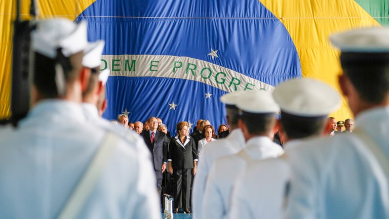 Cerimônia de chegada a Brasília dos restos mortais do Presidente João Goulart - 04