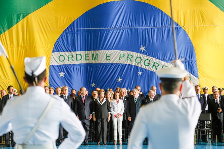 Cerimônia de chegada a Brasília dos restos mortais do Presidente João Goulart - 06