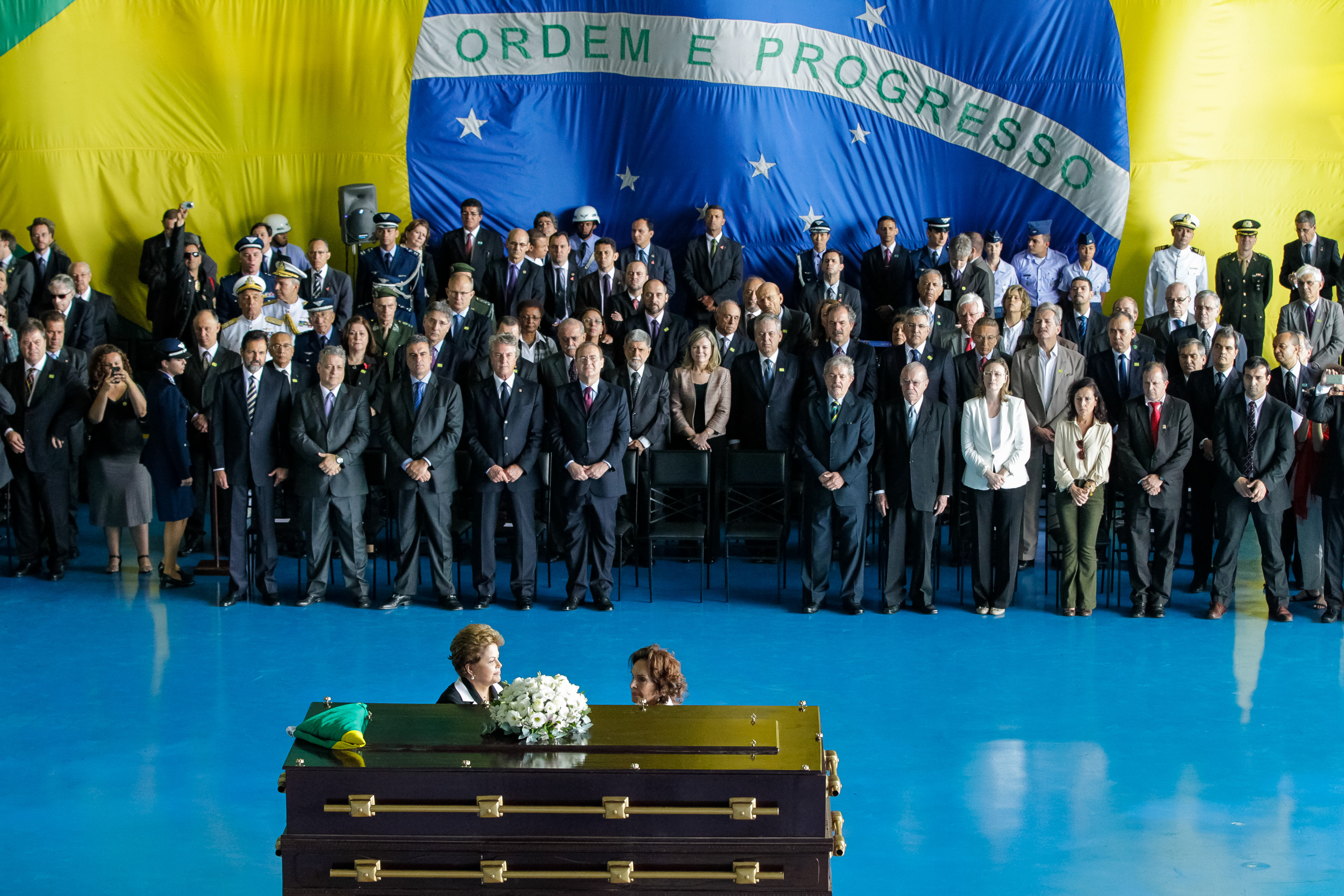 Cerimônia de chegada a Brasília dos restos mortais do Presidente João Goulart - 07