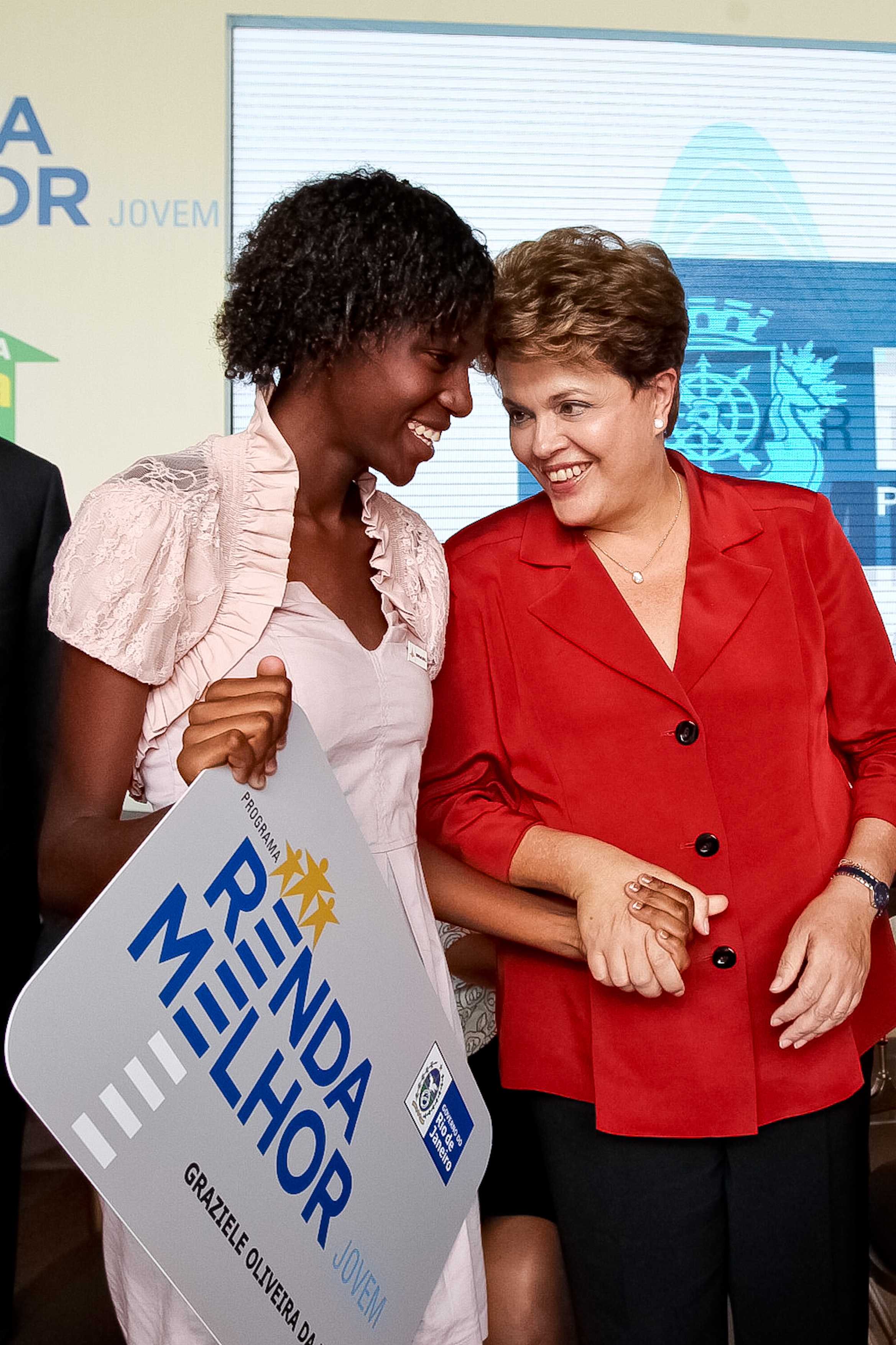 Cerimônia de comemoração de 1 milhão e meio de beneficiados pelo Plano Brasil sem Miséria - 03