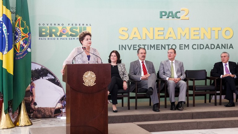 Cerimônia de contratação da terceira etapa das ações de saneamento do PAC2 para municípios com até 50 mil habitantes - 02